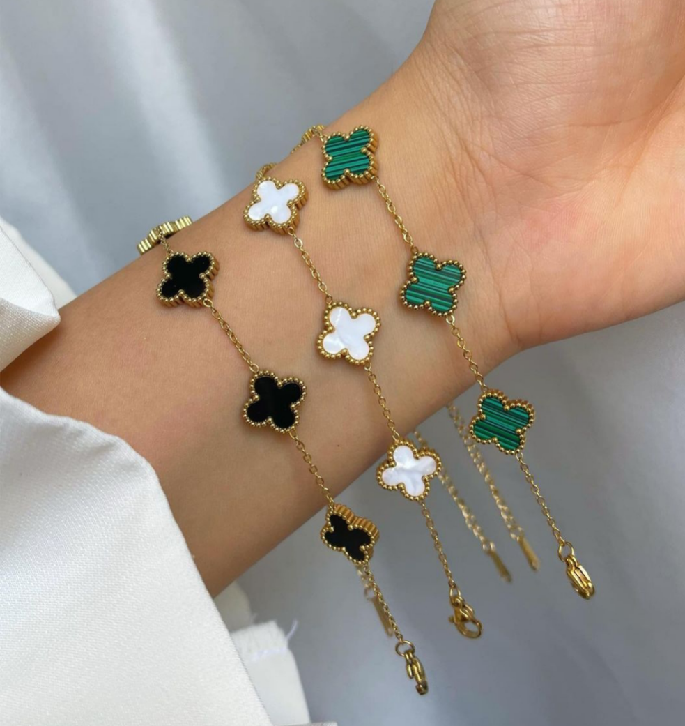 18k Gold Four Clover Stack - Set of 3