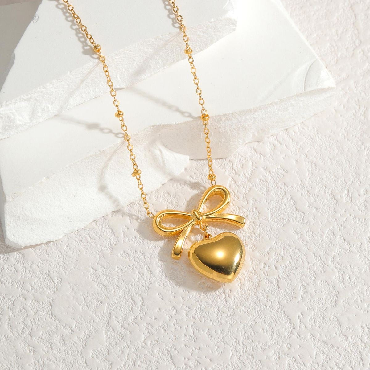 Stella Necklace