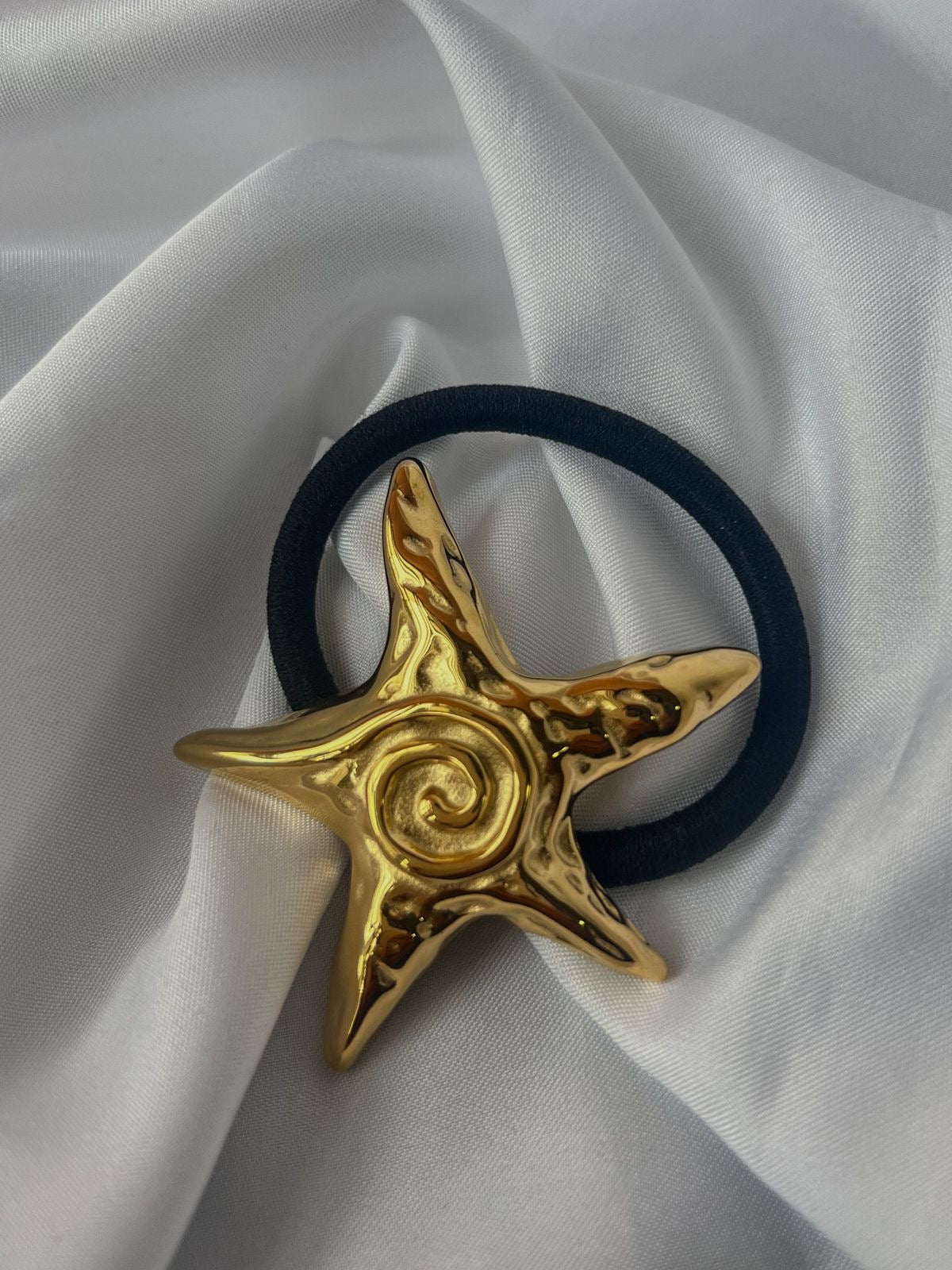 Starfish gold hair tie