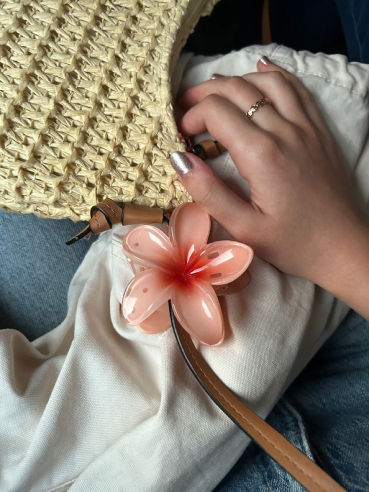 Guava flower clip