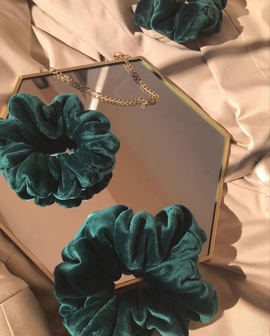 emerald velvet scrunchie